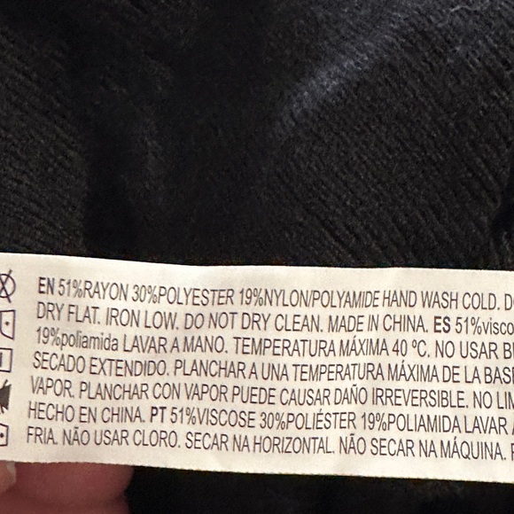 NWT Forever 21 Black Knit Turtleneck Sweater Dress. Retail $29.99 - Picture 8 of 8